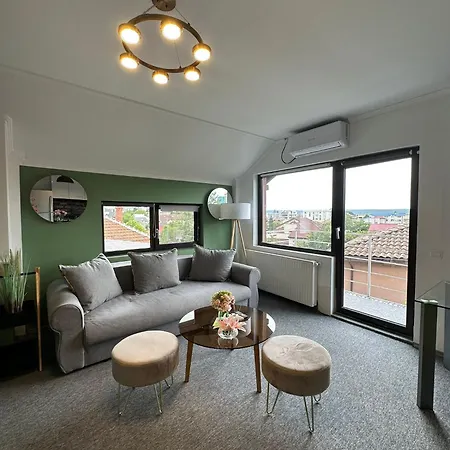 Nido 22 Free Parking