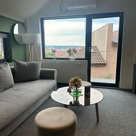 Nido 22 Free Parking *